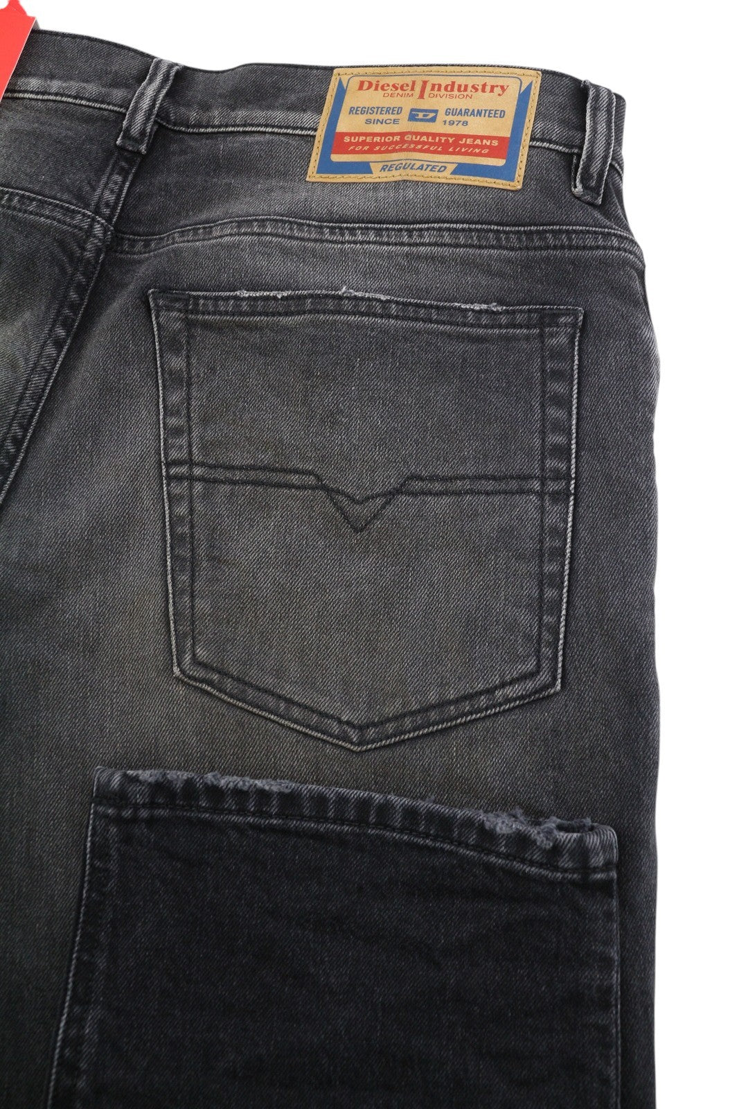 DIESEL 2003 D-Finitive 09G20 Men Jeans W32/L32 Tapered Mid Waist Washed RRP225