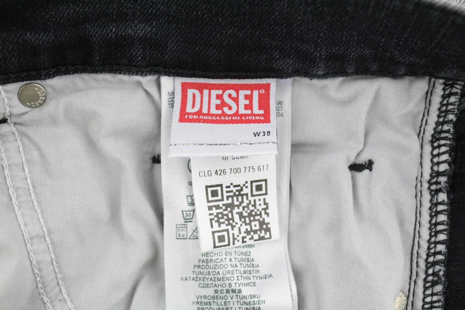 DIESEL 2020 D-Viker R9K28 Men Jeans W38/L30 Black Washed Straight Button RRP250