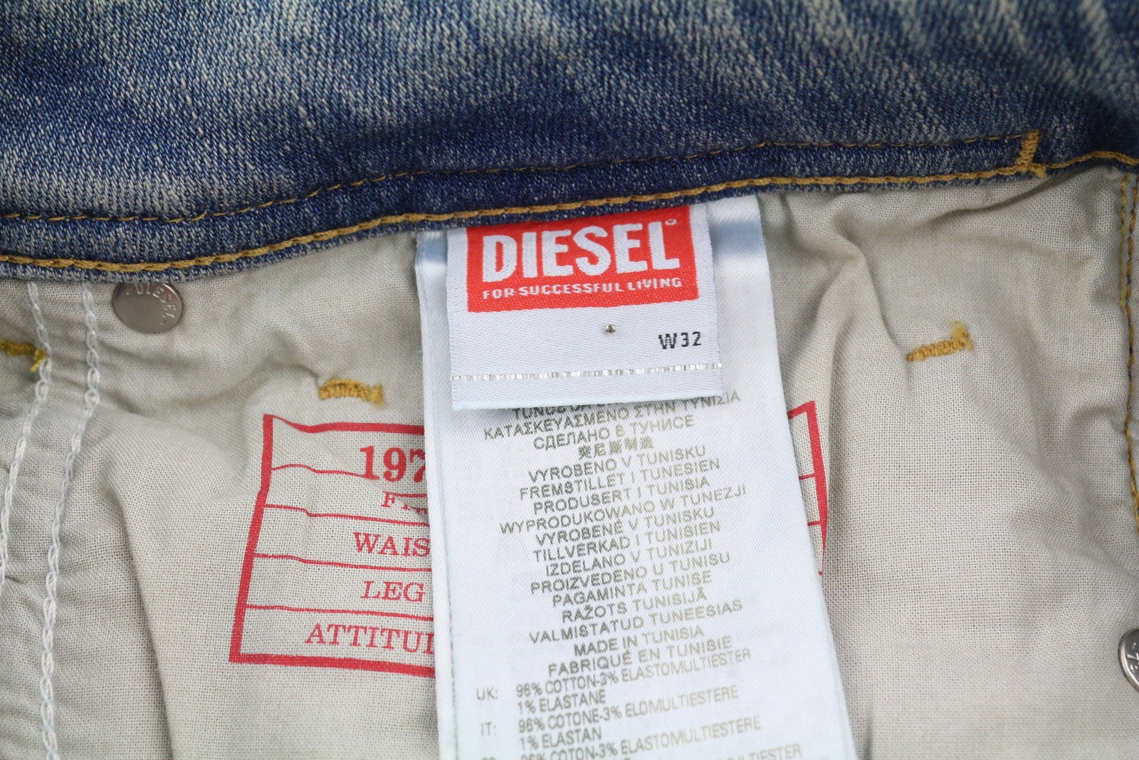 DIESEL 1979 Sleenker 09H75 Men Jeans W32/L30 Skinny Low Blue Washed RRP295