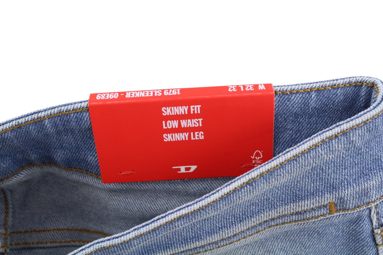 DIESEL 1979 Sleenker 09E89 Men Jeans W32/L32 Skinny Low Waist Blue Denim RRP295