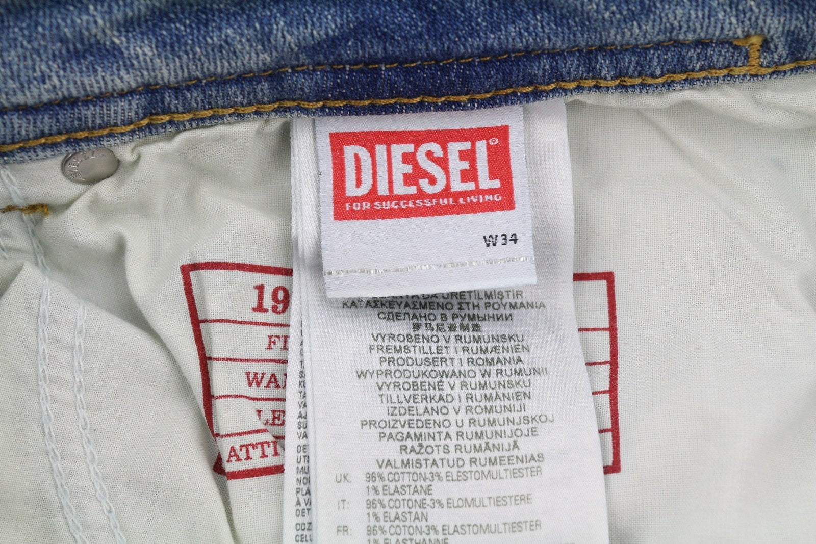 DIESEL 1979 Sleenker E9C01 Men Jeans W34/L30 Skinny Distress Denim Blue RRP275