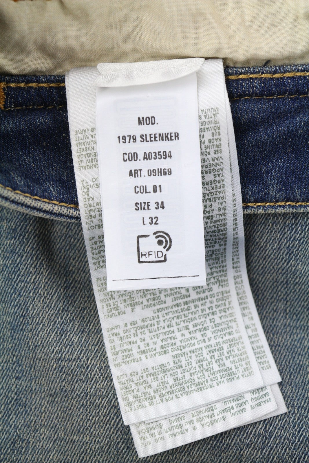 DIESEL 1979 Sleenker 09H69 Men Jeans W34/L32 Skinny Low Waist Blue Denim RRP225