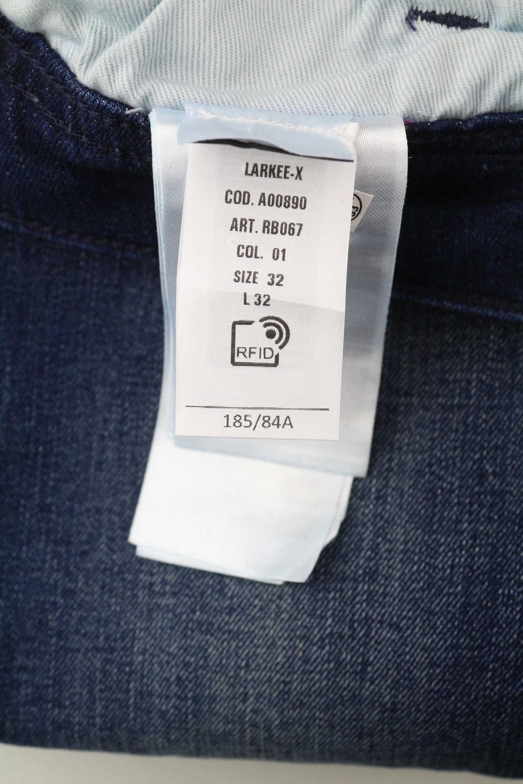 DIESEL 1985 Larkee RB067 Men's W32/L32 Straight Washed Blue Button Jeans