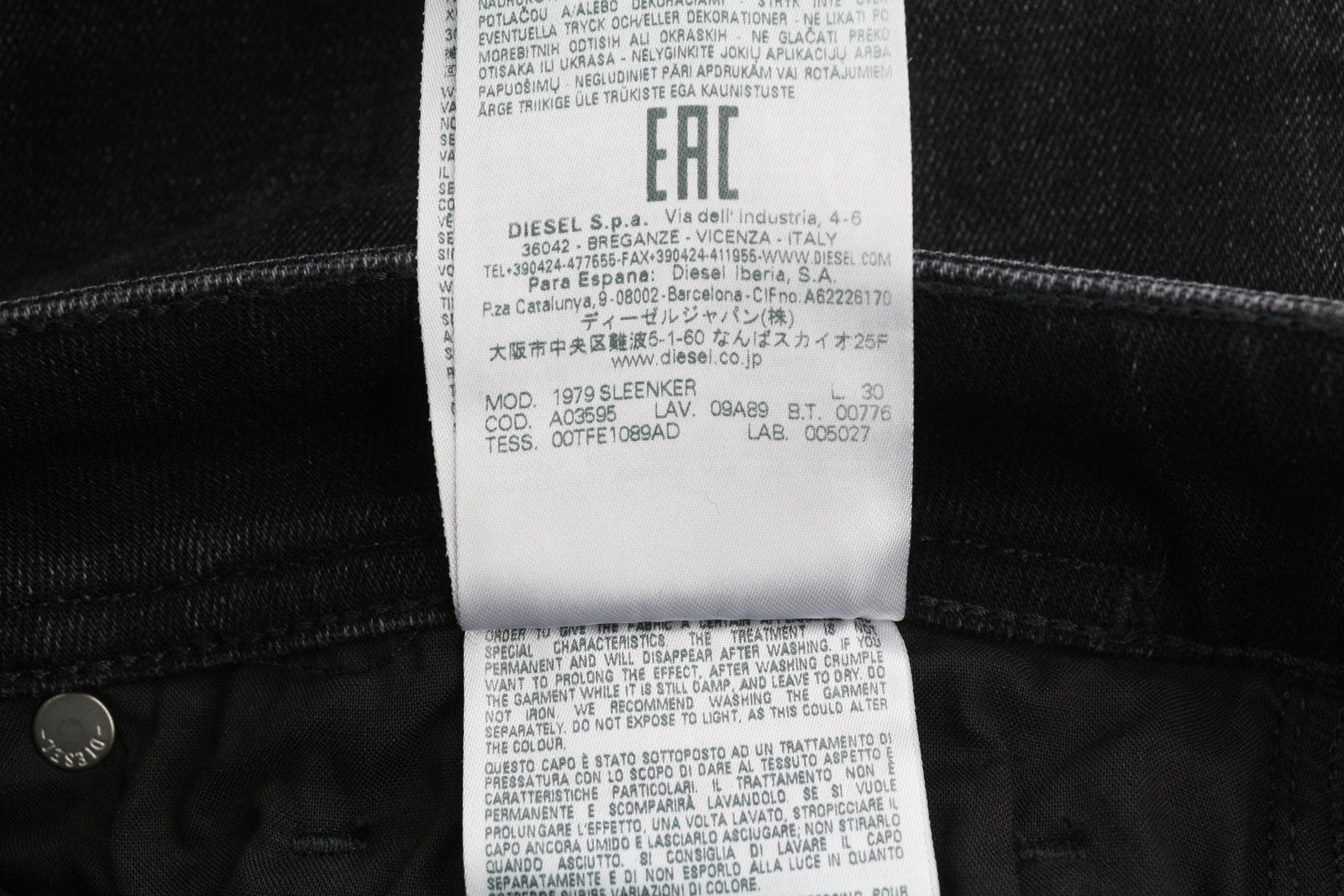 DIESEL 1979 Sleenker 09A89 Men W34/L30 Skinny Distressed Low Waist Black RRP275