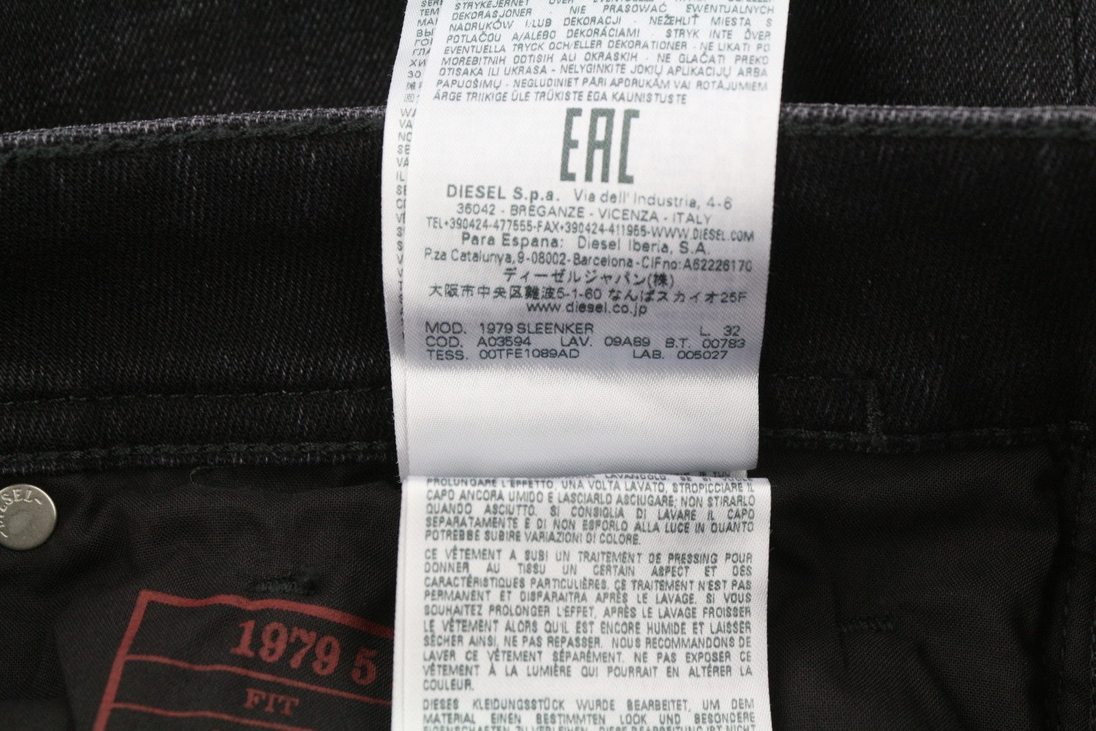 DIESEL 1979 Sleenker 09A89 Men W32/L32 Skinny Low Rise Distressed Black RRP275