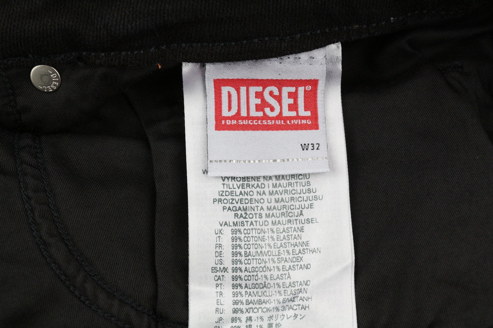 DIESEL D-Luster 0IHAU Men's W32/L32 Slim Black Denim Washed Button Jeans