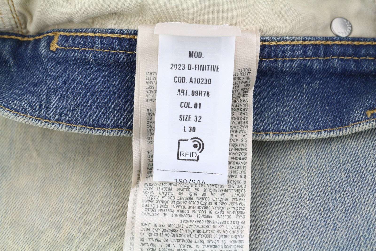 DIESEL 2023 D-Finitive 09H78 Men's W32/L30 Blue Denim Tapered Regular RRP295