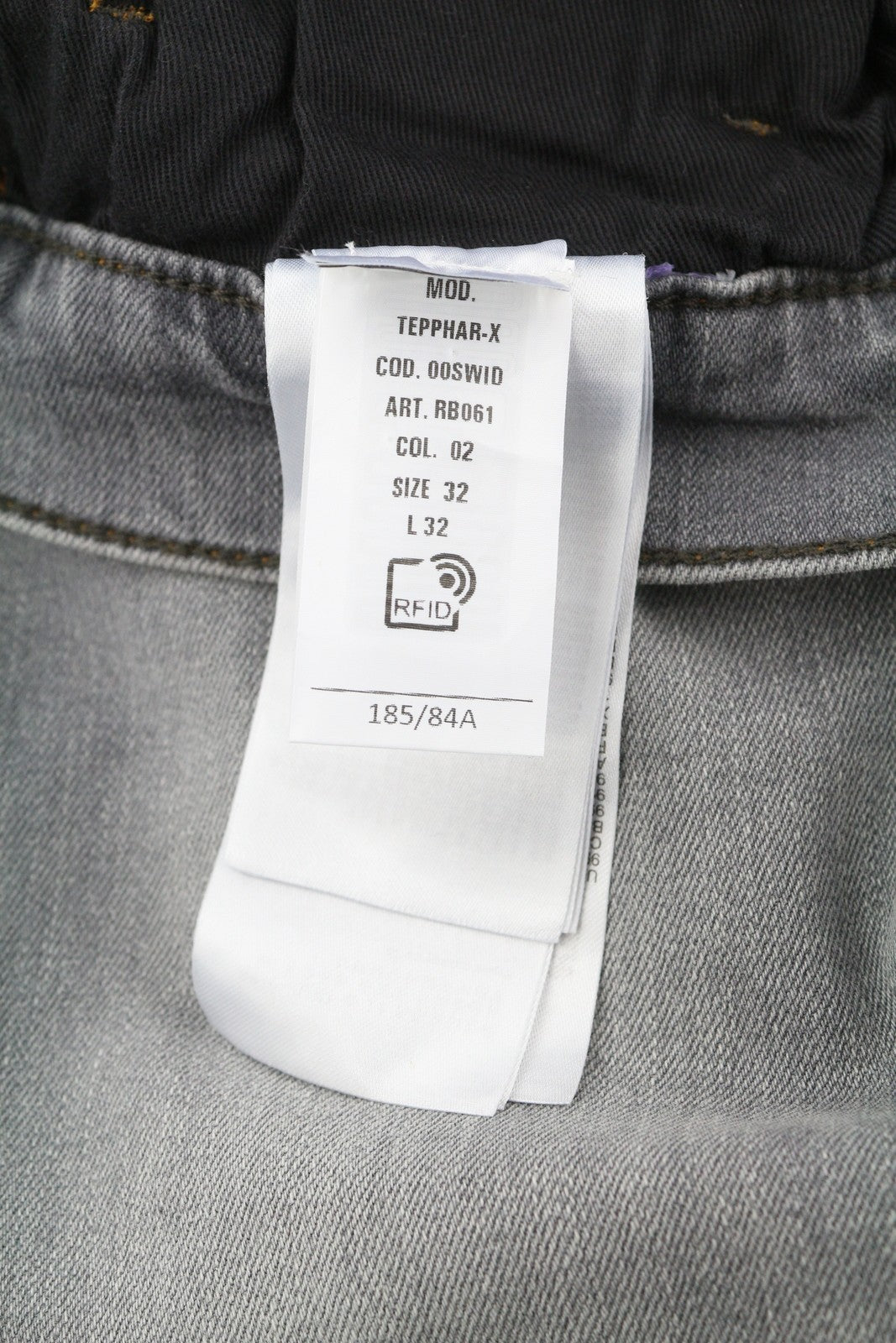 DIESEL Tepphar RB061 Men's W32/L32 Slim Grey Washed Denim Button Fly RRP175