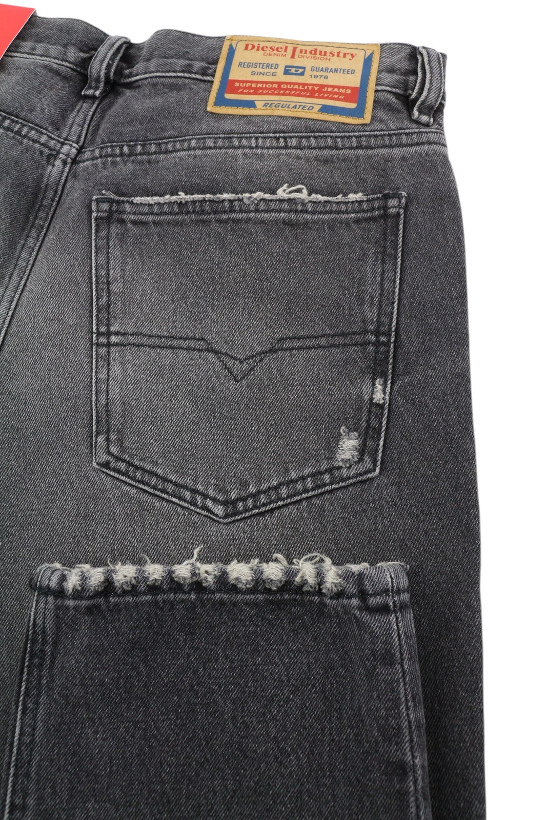 DIESEL 1995 007K8 Men's W33/L32 Slim Straight Grey Distressed Denim RRP195