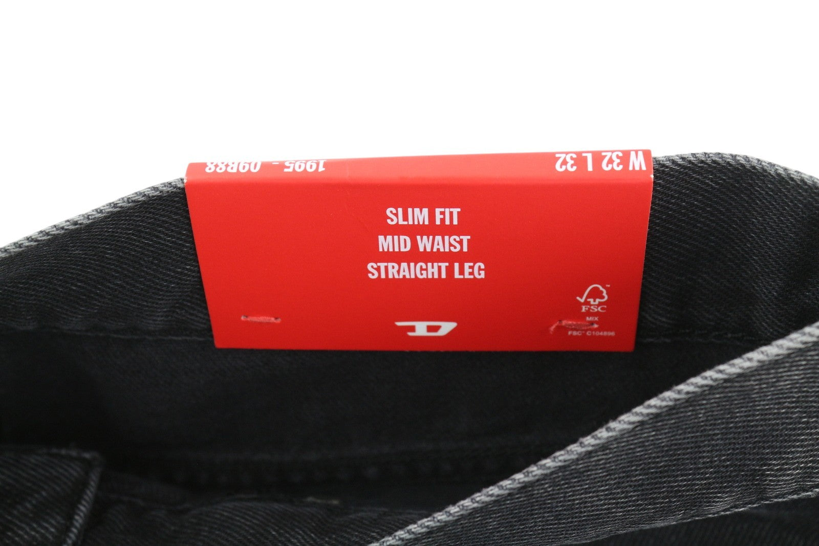 DIESEL 1995 09B88 Men's W32/L32 Slim Black Straight Button Washed Denim RRP185