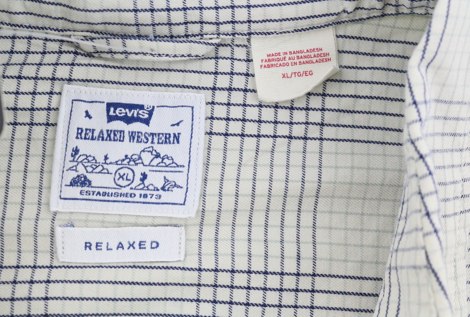 LEVI'S Relaxed Men Shirt XL Grey Plaid Snap Buttons Spread Short Sleeve