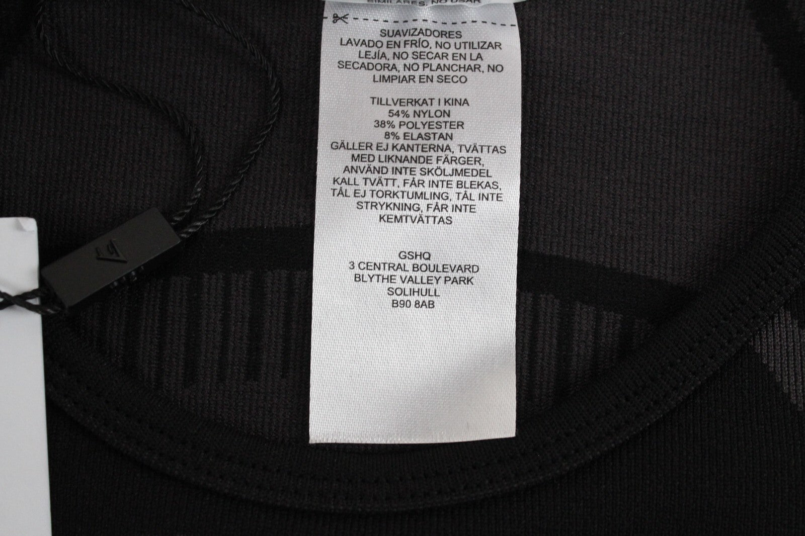 GYMSHARK Geo moteriški marškinėliai XS dydžio, juodi, ilgomis rankovėmis, trumpinti, tamprūs sportiniai marškinėliai 