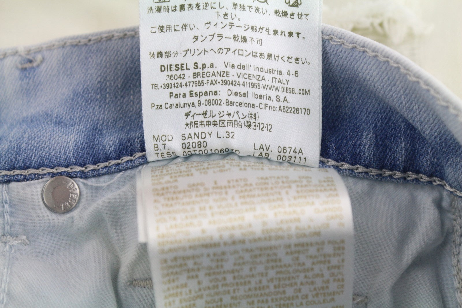 DIESEL D.N.A. Sandy 0674A Women's Jeans W26/L32 Distress Slim Straight Denim