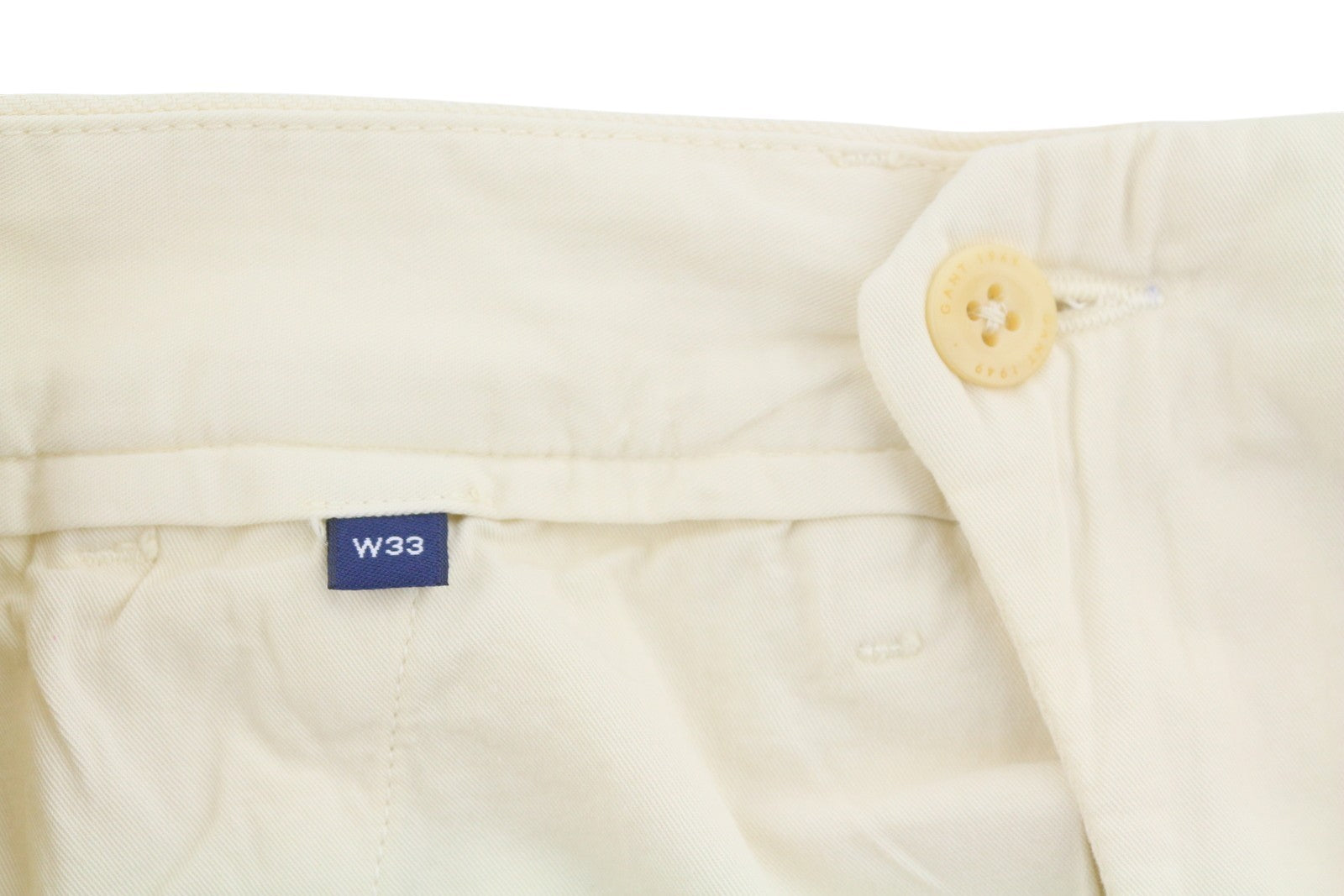 GANT Hallden Men Shorts W33 Caulk White Tailored Volume Slim Fit Mid Rise Chino