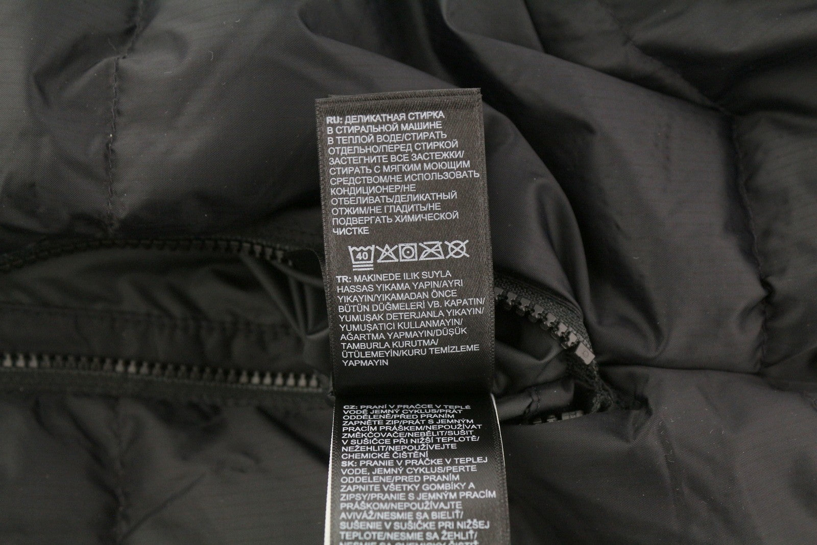 THE NORTH FACE Men's Jacket S Black 550 Down Insulated Zip Puffer