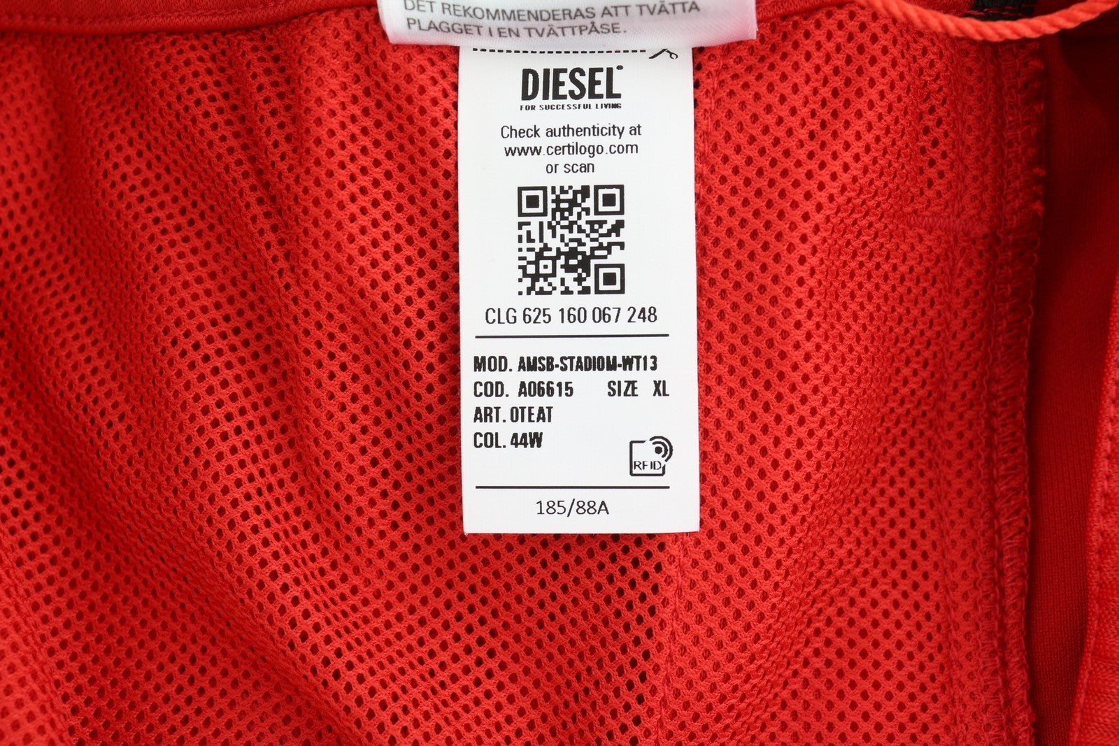 DIESEL Amsb-Stadiom-Wt13 Men's Shorts XL Red 55DSL Track Logo Waist