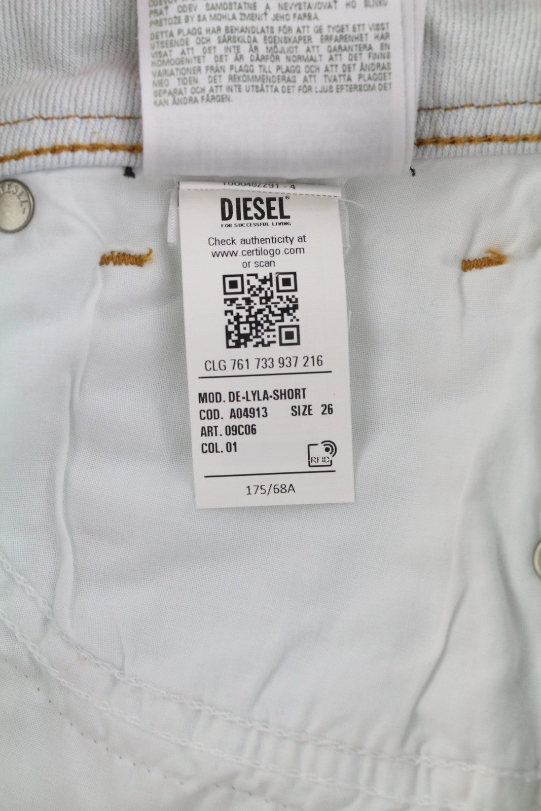 DIESEL De-Lyla 09C06 Women's Shorts W26 Light Blue Denim Zip Fly Pocketed