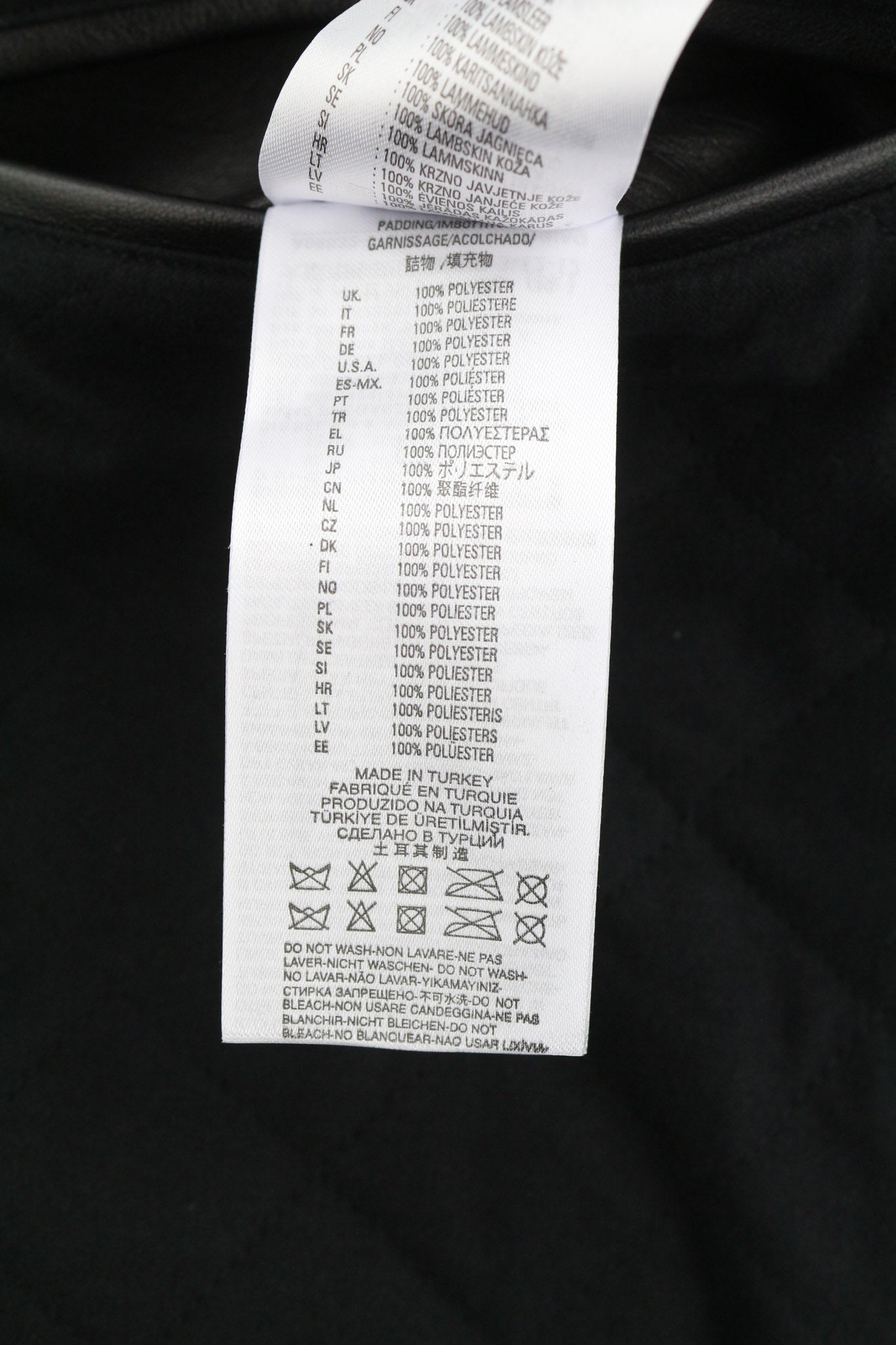 DIESEL L-Gilbert-Fur vyriška striukė XL su jaučio odos avikailio apykakle, rekomenduojama kaina – 1095 € 