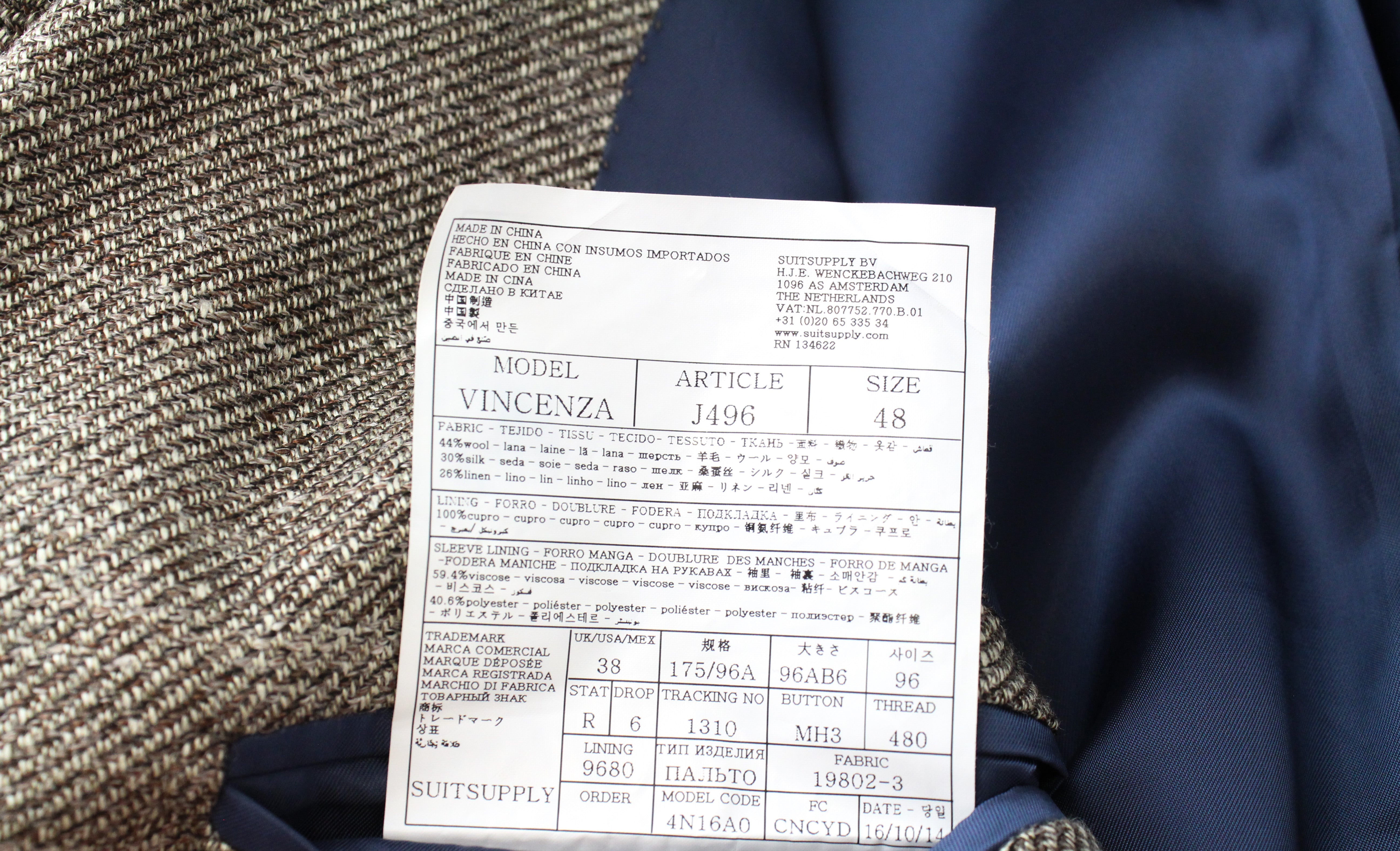 „SUITSUPPLY Vicenza“ vyriškas paltas, UK38R, vilnonis, lininis, šilkinis, rudas, klasikinio stiliaus, su pamušalu. 