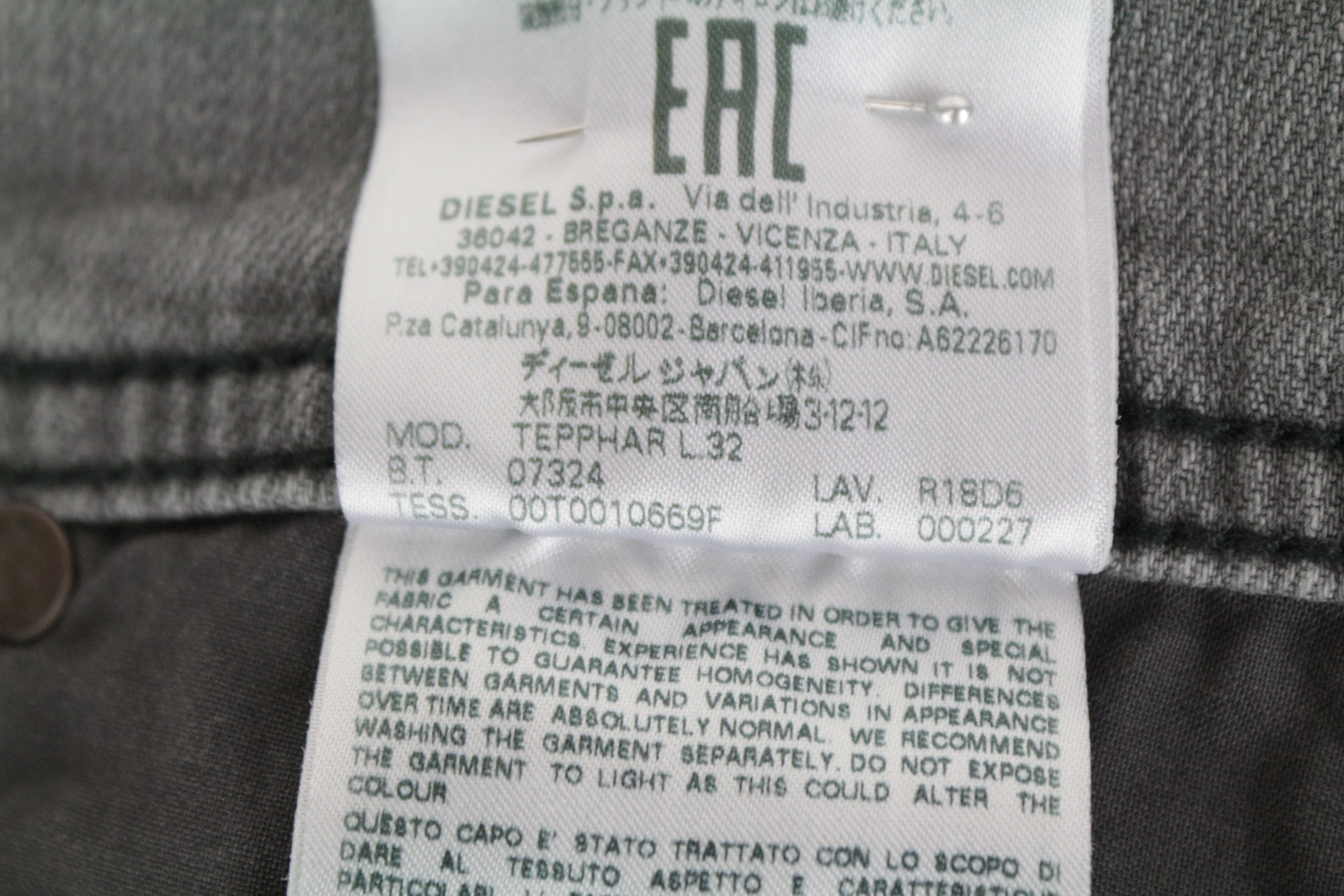 DIESEL Tepphar R18D6 W28/L32 Men's Slim Carrot Cotton Stretch Jeans Grey