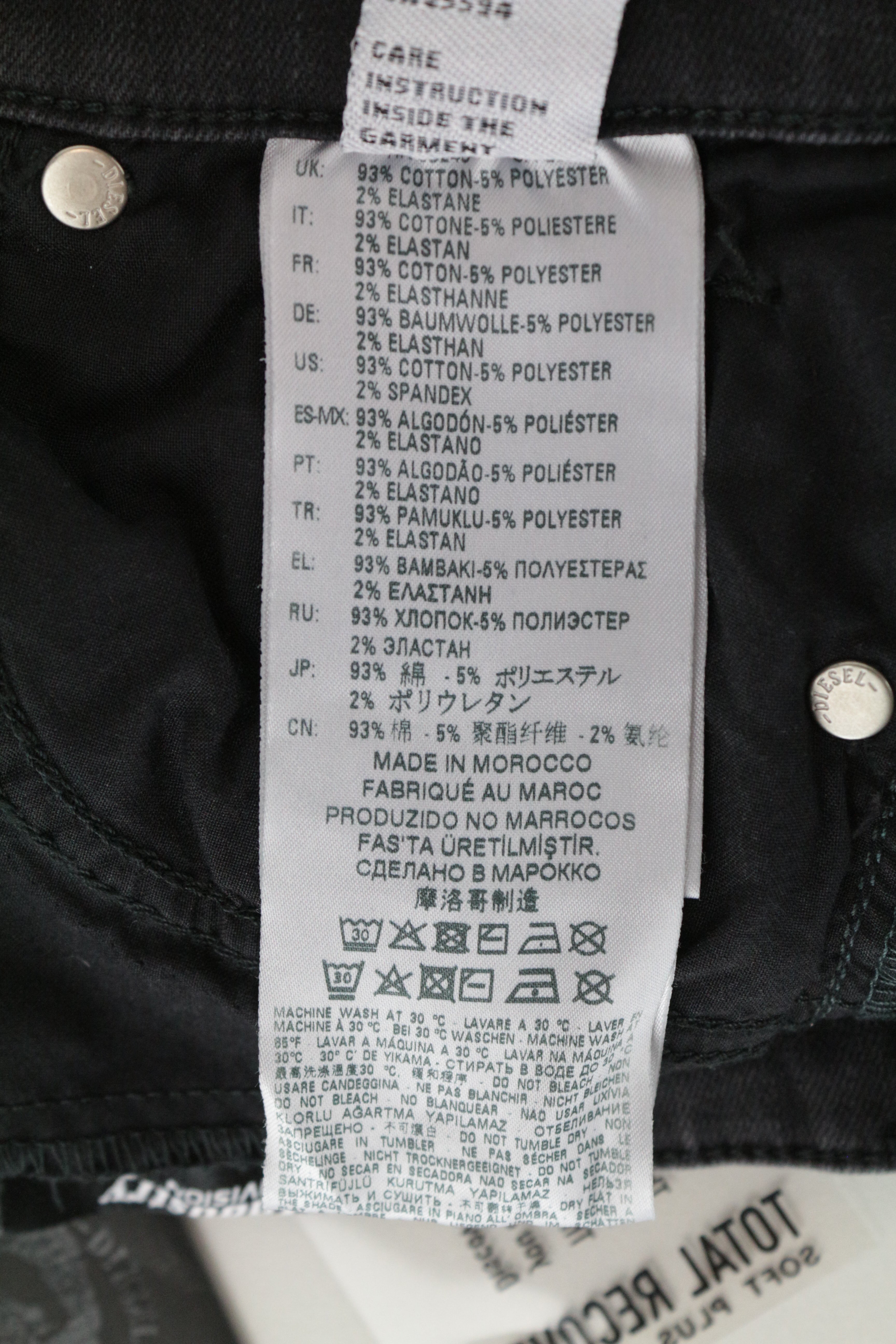 DIESEL Slandy 069GI W25 L32 pilki medvilniniai aptempti moteriški ploni tamprūs džinsai 