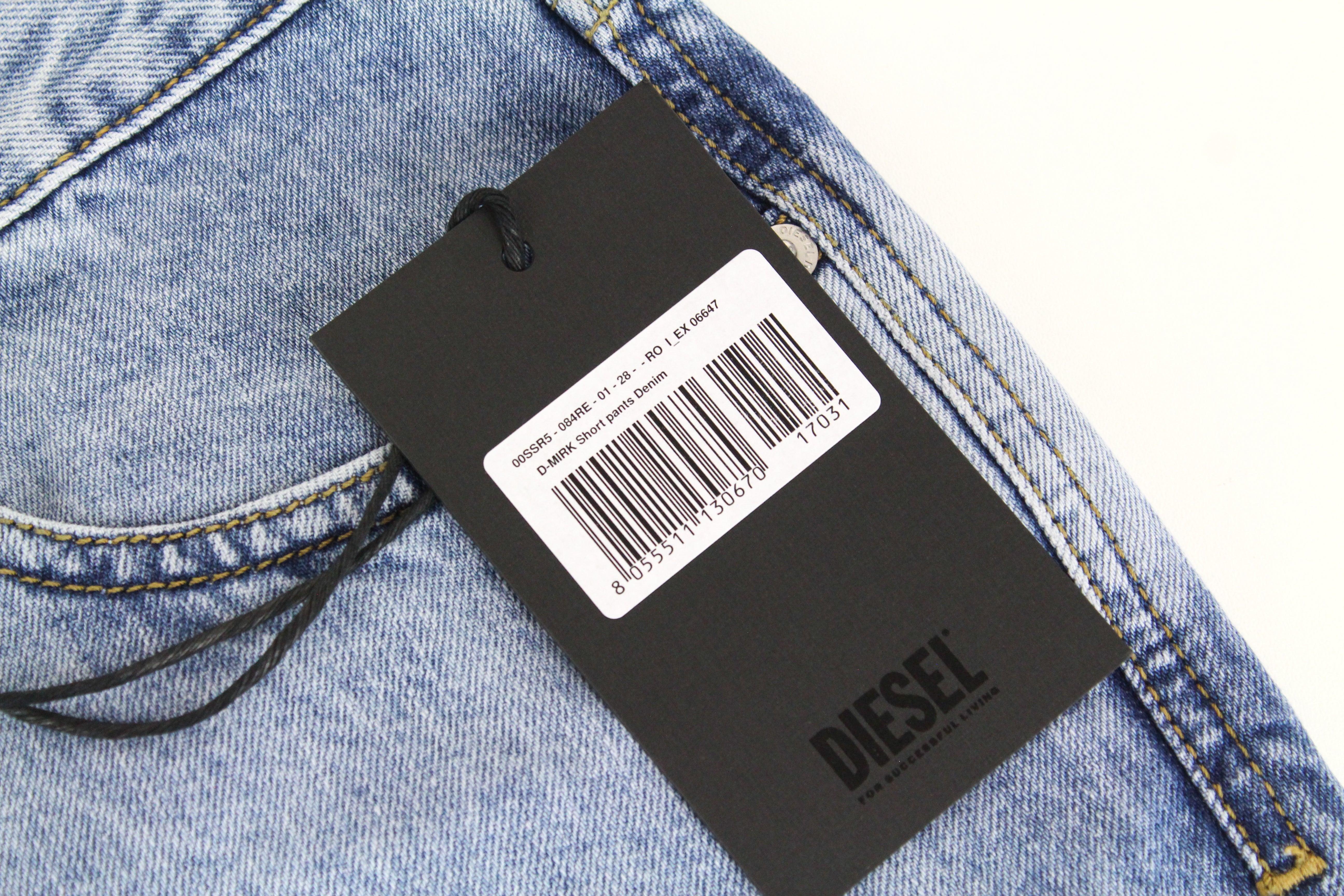 DIESEL D-Mirk 084RE Men's Shorts W28 Light Blue Washed Cotton Slim Fit Denim