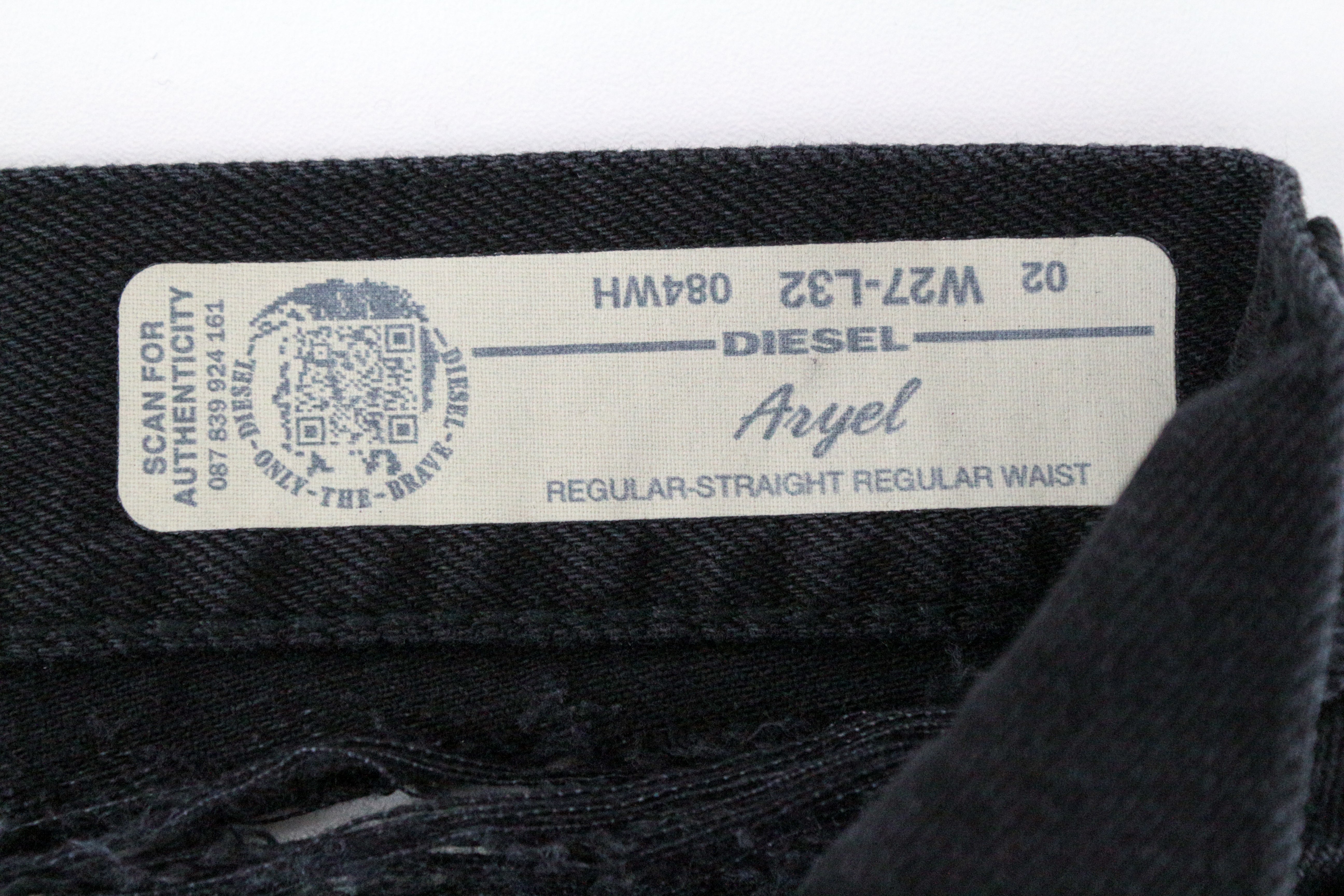 DIESEL Aryel 084WH moteriški džinsai W27/L32 tiesaus kirpimo, juodi, plėšyti medvilniniai 