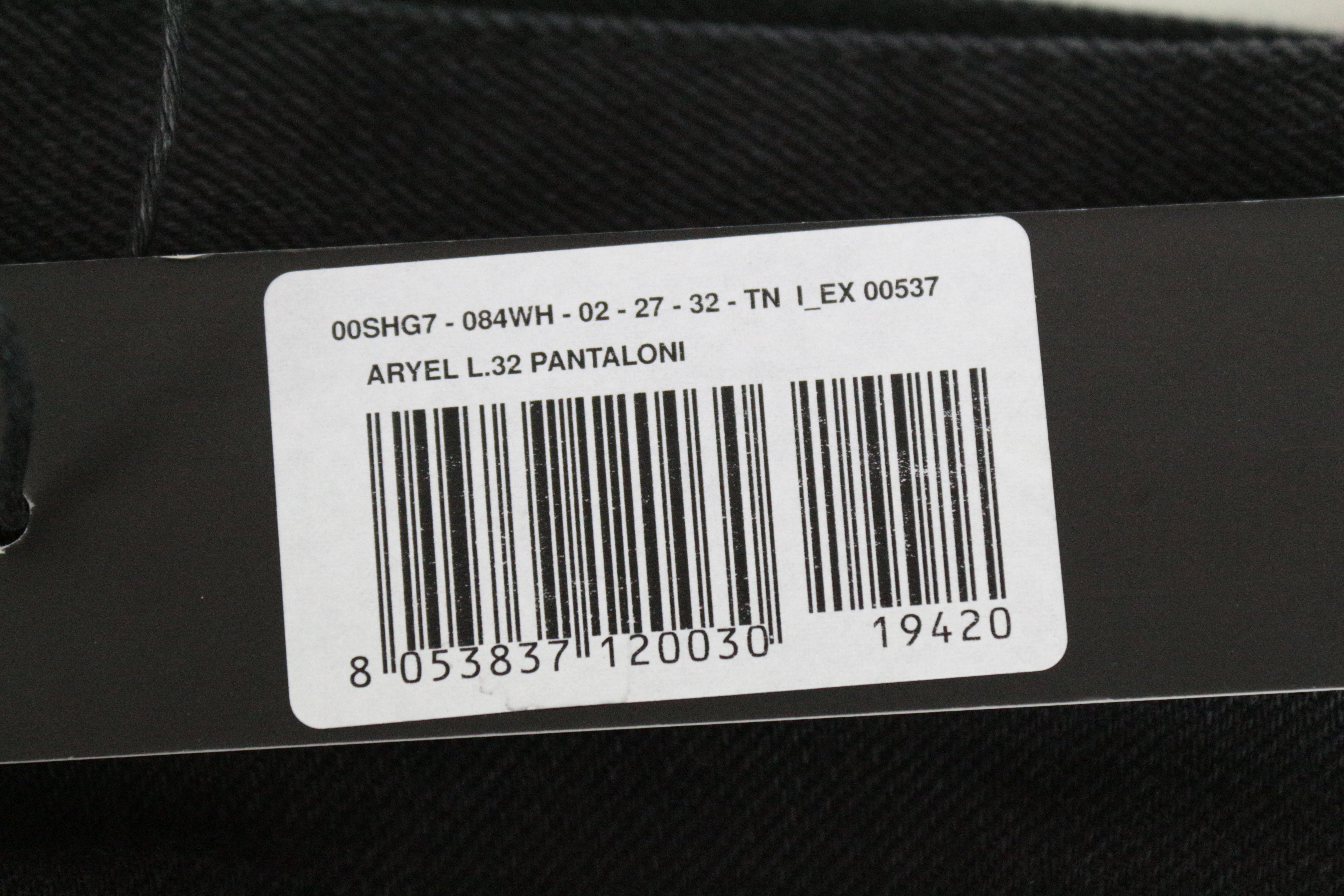 DIESEL Aryel 084WH moteriški džinsai W27/L32 tiesaus kirpimo, juodi, plėšyti medvilniniai 