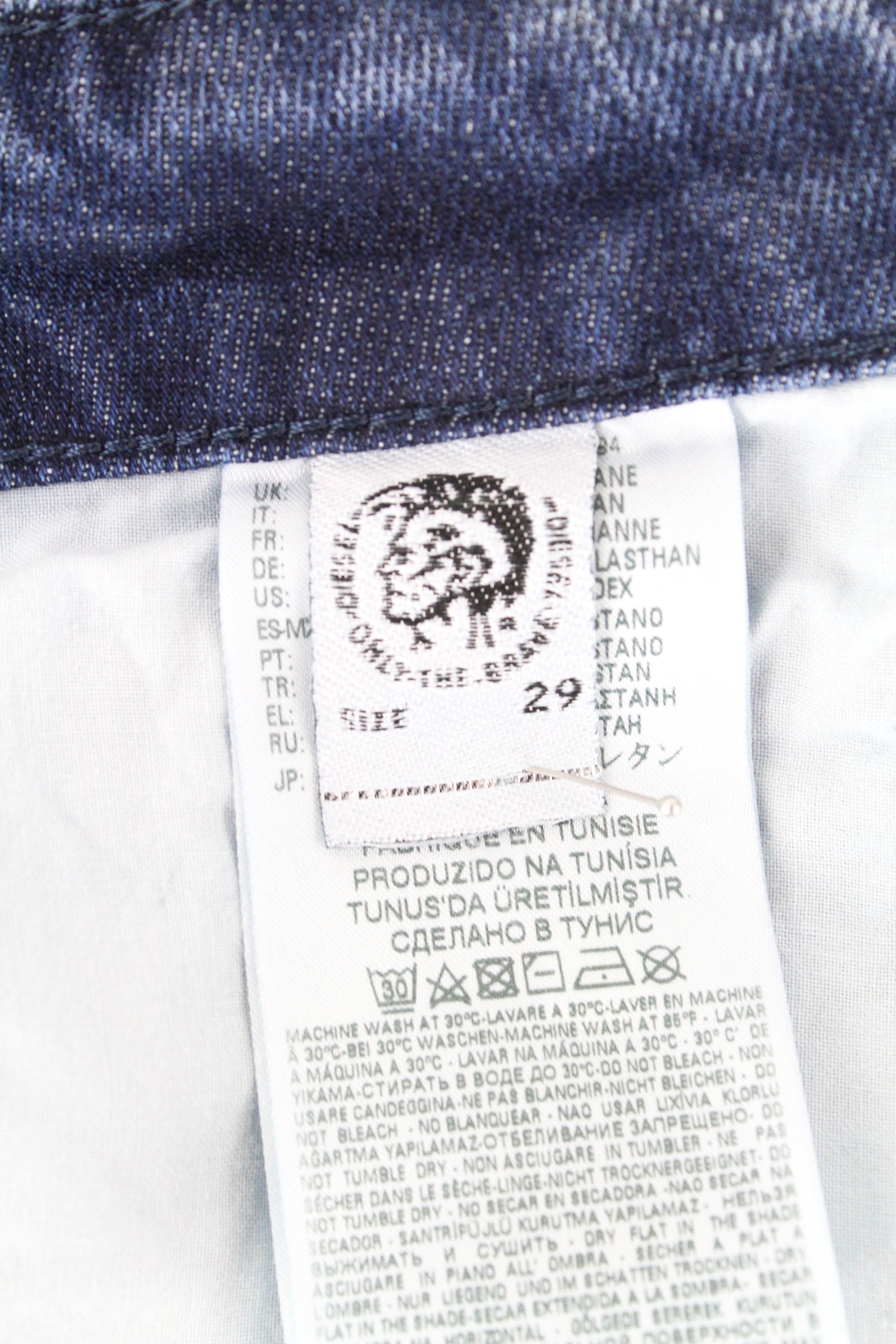 DIESEL D-Bazer 084DD vyriški džinsai W29/L34 siaurėjantys, tamprūs, skalbtos medvilnės, mėlynos spalvos 