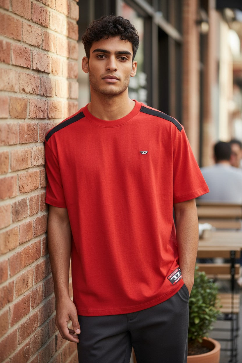 DIESEL Amtee-Freasty-HT04 vyriški marškinėliai M sportiniai trumpomis rankovėmis su kaklu raudonu logotipu 