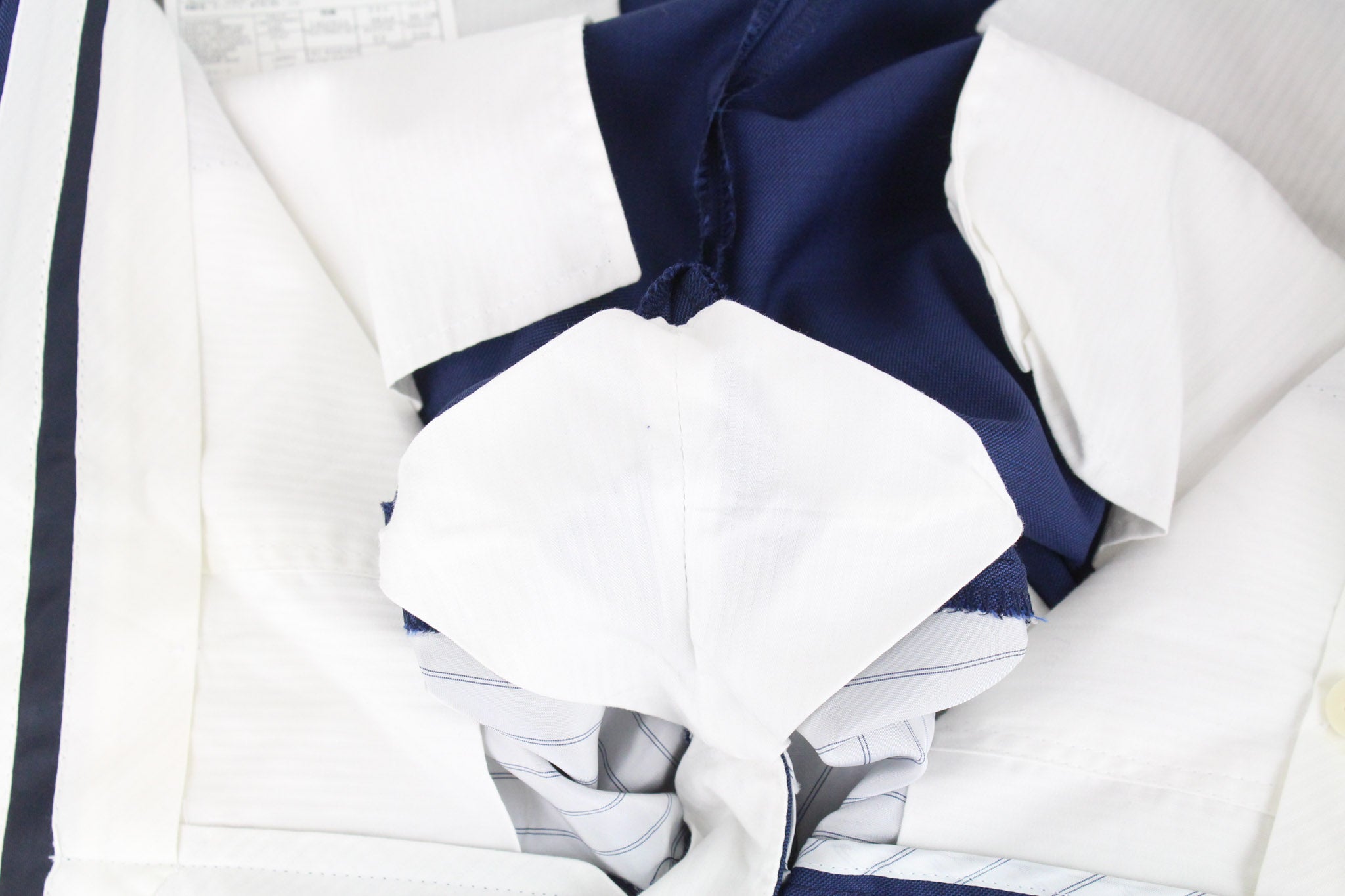 SUITSUPPLY Lazio Men's UK38L Navy Slim Fit Pure Wool 2-Piece Suit